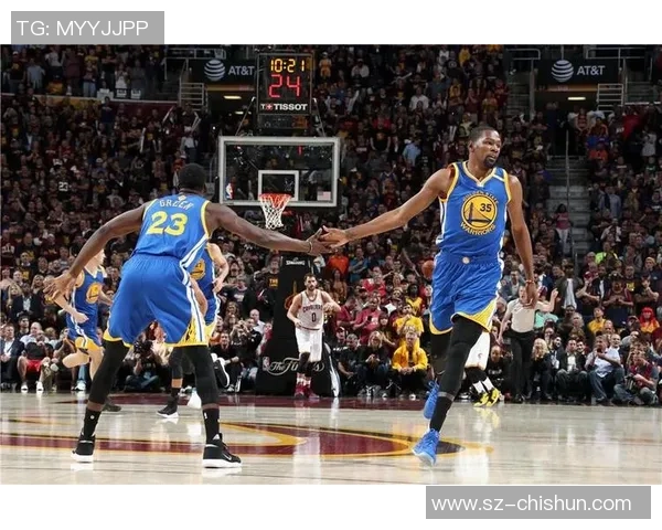 2016年NBA总决赛勇士与骑士激战回顾精彩录像分析与赛况解读