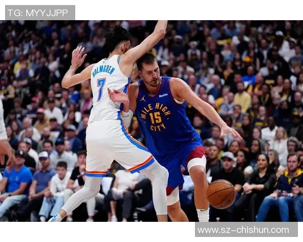 雷霆勇士激战11月22日NBA赛场精彩对决引发球迷热议 雷霆勇士激战11月22日NBA赛场精彩对决引发球迷热议