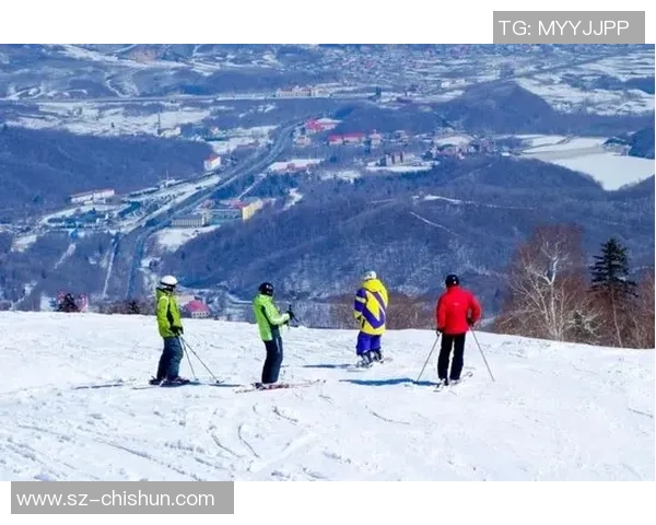 亚布力滑雪场今冬完成“三山贯通联滑” 滑雪者可“滑遍亚布力”